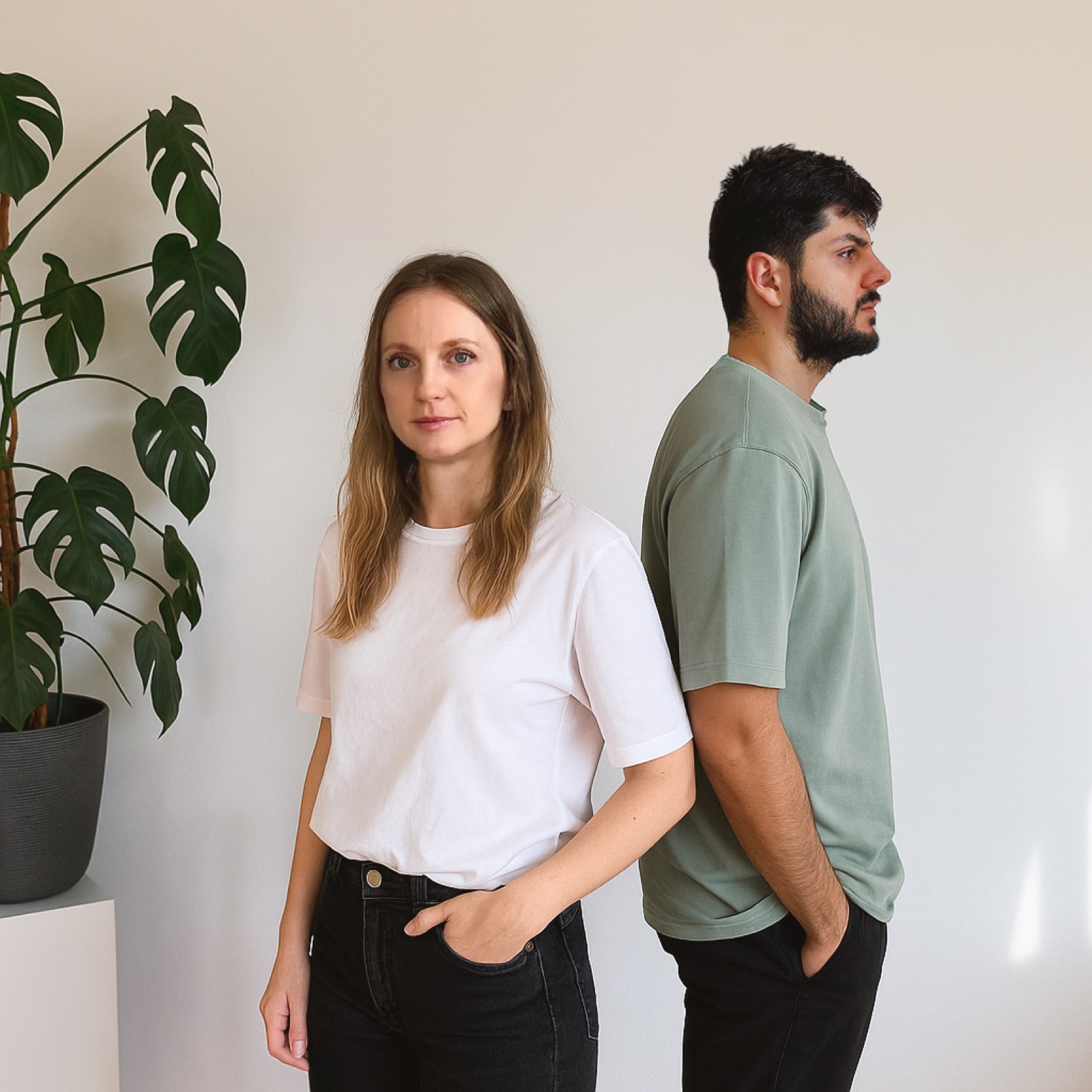 Sylwia and Michal standing back to back
